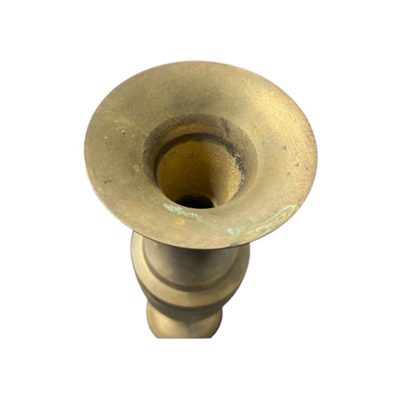 VTG Brass Vase Fluted Neck Tall Patina Charm MCM India Heirloom Elegance Accents - Picture 3 of 7